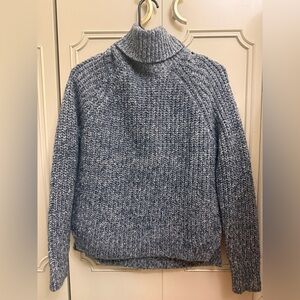 Abercrombie & Fitch Navy/White Knit Turtle Neck Sweater SIZE SMALL, LIKE NEW